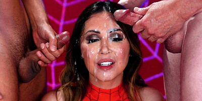 Kianna Dior sucks two hard cocks and gets messy facials