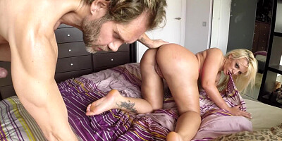 Wicked blonde mom with a killer body gets rammed by a handsome man
