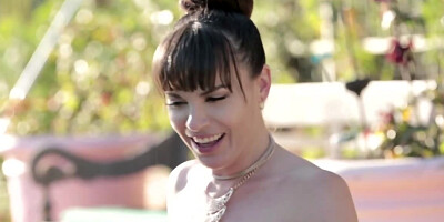 Brunette MILF with big tits bangs younger girlfriend in fresh air