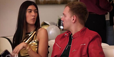 Its A Freeuse New Year Skyler Stor - Aubry Babcock And Chloe Rose