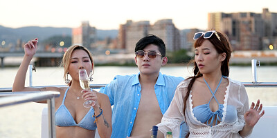 Fucking on a boat with a horny high maintenance girl