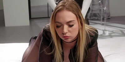 Kinky Strapon Domme Fucks Her Cute Girlfriend Doggy Style - Jenny Wild, Venera Maxima And Strapless Dildo