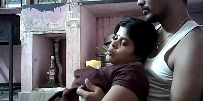 Hot Kiss - Indian House Wife Kissing On Lips