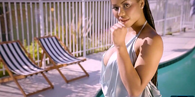 Kira Noir In Ebony Big Titties And Bootie Exposed