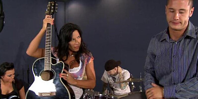 Mommy Got Boobs: Tattooed stepmom European Lezley Zen clean 69