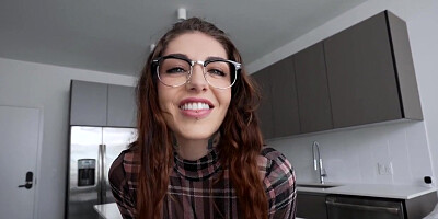 Brenna Mckenna & Ike Diezel in A Lady With A Schedule - ThisGirlSucks