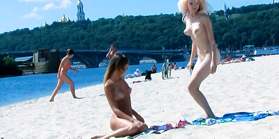 Young nudist fresh hotties caught on a