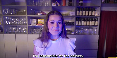 Serve4k. Delivering The Pussy