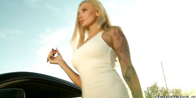 Hardcore clip with provocative Amirah Adara and Kayla Green from Life Selector