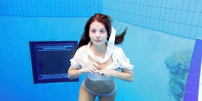 Underwater Show - underwater teen movie