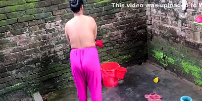 Desi Stepmom Fucks Young Boy
