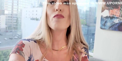 Stepmom Helps Me Loosen Up