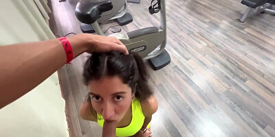 Quick Sex In The Gym - Risky Fuck