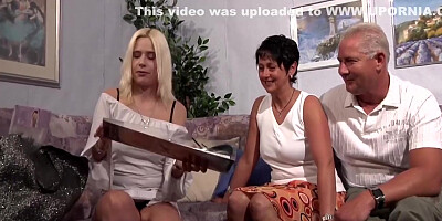 Mature Couple In Busty Milf Fulfills Threesome Desire Of