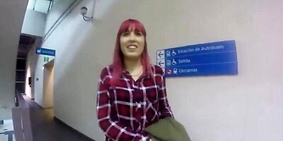 Una's teen (18+) trailer