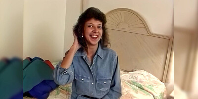 Ben Dover meets housewife Darcy who tries anal