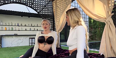 And Hardcore Threesome With Savvy Suxx And Nichole Saphir