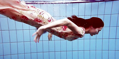 Promiscuous Martina - bikini dirt - Underwater Show