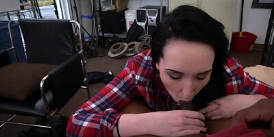 White country girl shakes her ass on black cock