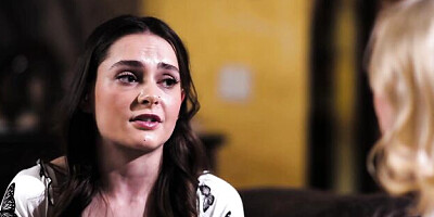 Desirable Christie and Aften's blonde trailer