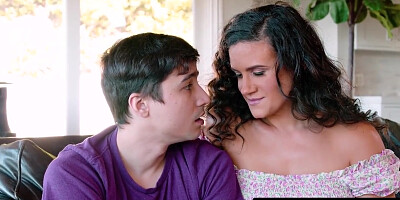 Stepmommy Teaches Stepson A Lesson About Looking At Nudes! With Penney Play And Ricky Spanish