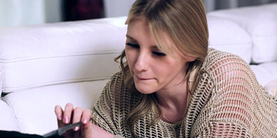 Melody Marks & Jenna Starr & Joshua Lewis in Who Else Are We Gonna Do It With? - FamilyStrokes