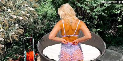 Watch magnetic Eyla Moore's xxx