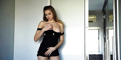 Playful Amelia's solo female porn