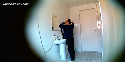 peeping chinese bath.89