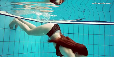 Pool action with cutesy belle from Underwater Show