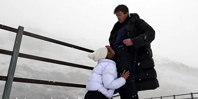 Real Couple - Amateur Ebony Model Fucks And Sucks In Blizzard