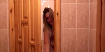 Sexy Evilyn Machines Showers Are Hot Enough To Make You Cum Really Hard! 6 Min