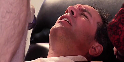 Four Women Peg And A. Their Creepy Gynecologist 7 Min With Kiki Daire