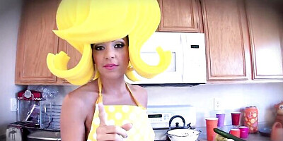 Angelic Abigail's pussy sex