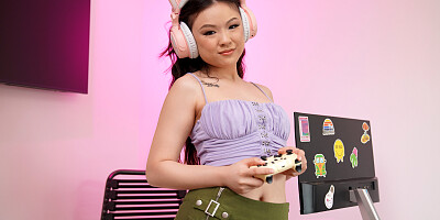 Lauren Phillips is teaching a lesson to teen Lulu Chu