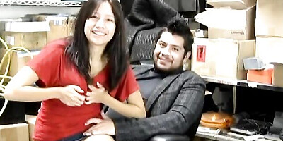 Amorous chick's amateur trailer
