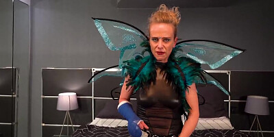 If Her Wings Were Real, Lockenlicht Would Fly Away After This Cosplay Solo Sex