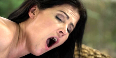 Young stud fucks brunette stepmom on the couch and cums on face
