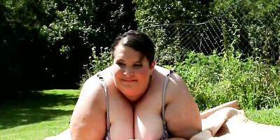 Fairly side piece - bbw video - Plumperd