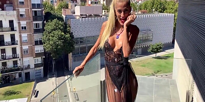 Preciosa Flaquita Cubana Se Pone Nerviosa Mamando Desnuda En Publico Acaba Pidiendo Leche En Sus Grandes Tetas Y 11 Min With Victor Bloom And Gabriela Flores