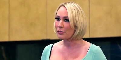 Chloe Surreal, Laney Grey And Big T - Lesbian Stepdaughters Are In Charge Now