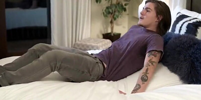 Tyler Cruise Having Sex With His Hot Stepmom