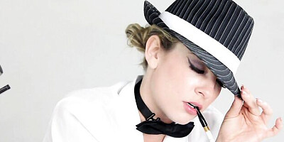 Fascinating Dahlia Sky at pussy xxx