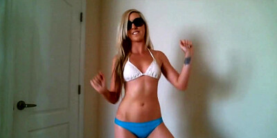 Shaye Rivers Visits the Bahamas (from home)