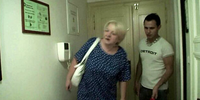 Granny Bet - blowjob video