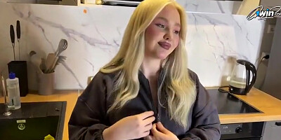 Blondessa - Went To Visit A Neighbor And Heard A Declaration Of Love(asmr)
