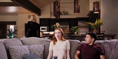 Max Fills, Bella Bends And Scarlet Skies - Bonding Doesn't Mean Fuck Your Stepsister