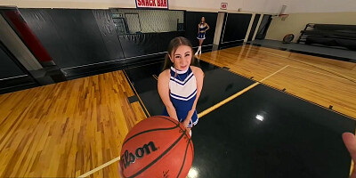 Cheerleaders Fuck And Blow In Hot Threesome Vr P