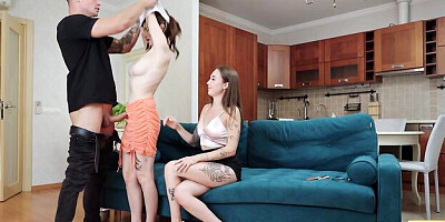 Watch glamour Pretty Mary and Princess Lili's porn