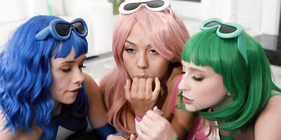Laney Grey and Bianca Bangs are enjoying dick-riding so much